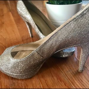 Enzo Angiolini Silver Sparkle Peep Toe Pumps